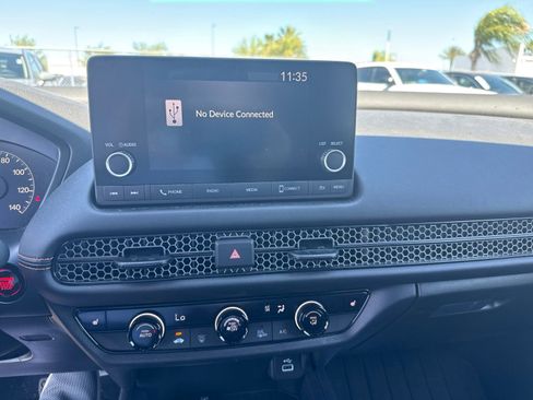 Certified 2025 Honda HR-V Sport image 14