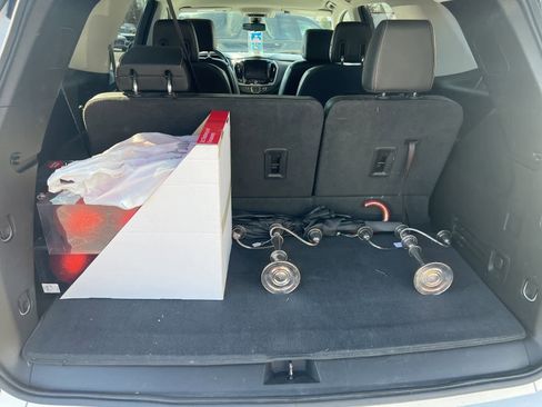 Used 2018 Chevrolet Traverse Premier image 25