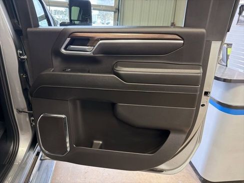 Used 2025 Chevrolet Silverado 3500 LT w/ All Star Edition image 27