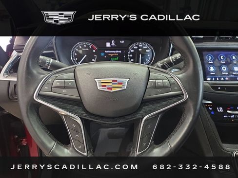 Used 2022 Cadillac XT5 Premium Luxury w/ LPO, Floor Liner Package FWD image 14