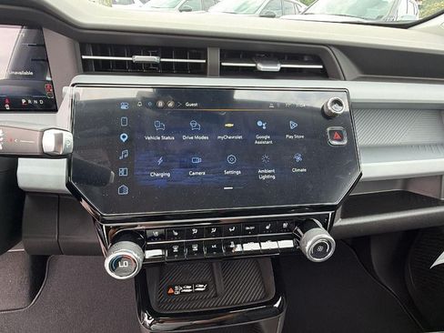 New 2027 Chevrolet Bolt RS w/ Technology Package FWD image 24