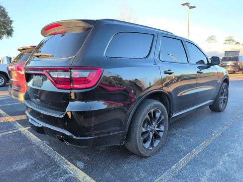 Used 2023 Dodge Durango GT image 3