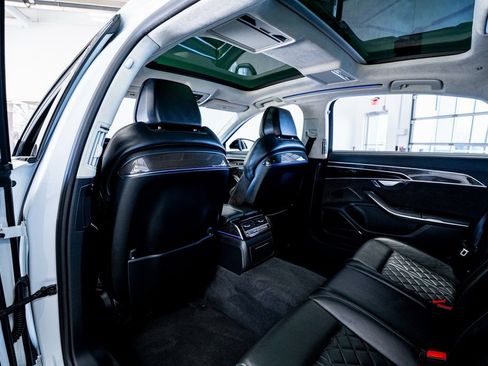 Used 2020 Audi S8 L w/ S8 Executive Package image 54