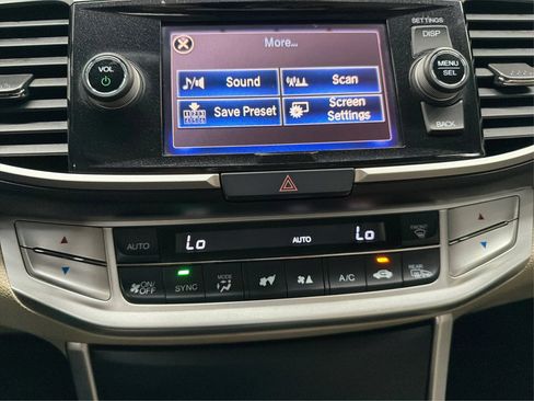 Used 2015 Honda Accord EX-L image 21