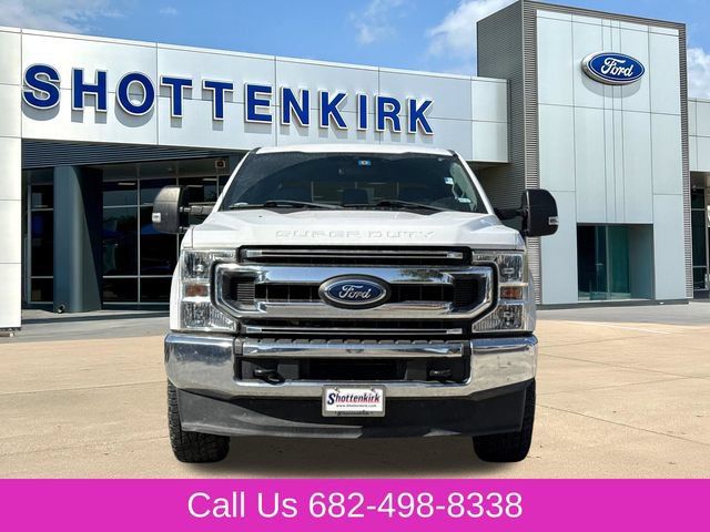 Used 2020 Ford F350 XLT AWD/4WD image 2