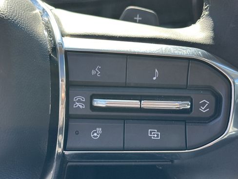 Used 2026 GMC Terrain Denali image 27