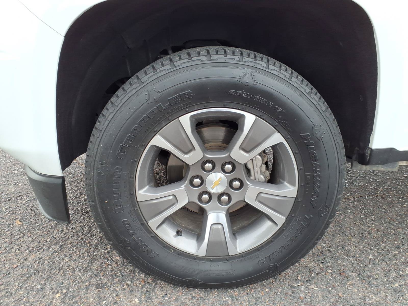 Used 2018 Chevrolet Colorado Z71 AWD/4WD image 11