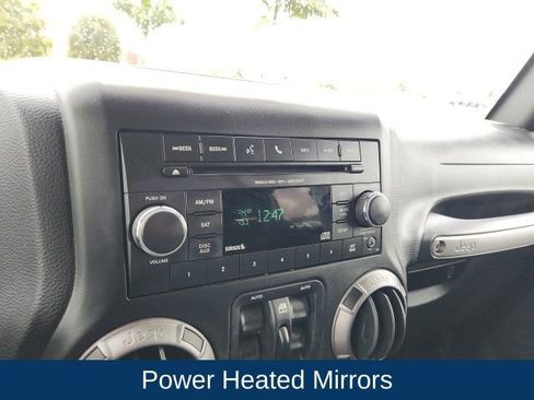 Used 2018 Jeep Wrangler Unlimited Sport S image 25