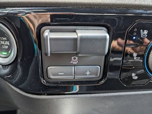 Used 2024 Chevrolet Silverado 2500 High Country w/ High Country Premium Package image 72