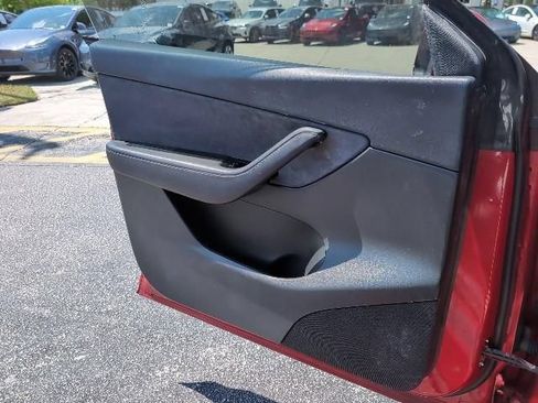 Used 2020 Tesla Model Y Long Range AWD/4WD image 19
