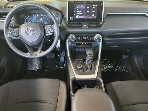 Certified 2025 Toyota RAV4 LE image 17