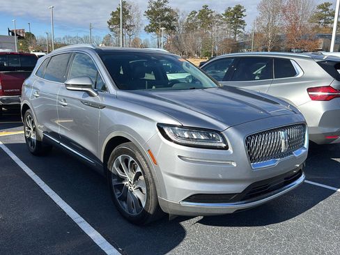 Used 2021 Lincoln Nautilus Reserve image 5