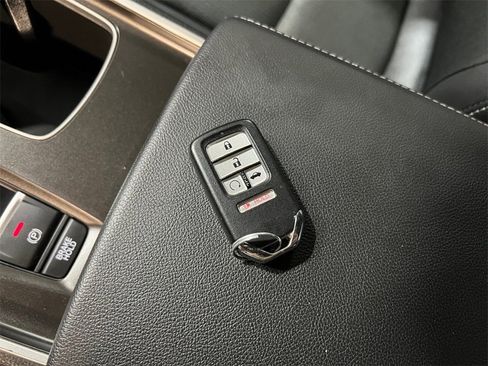 Used 2021 Honda Accord Sport image 43