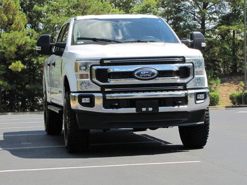 Used 2022 Ford F250 XLT w/ XLT Value Package AWD/4WD image 9