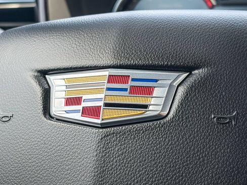 Certified 2023 Cadillac XT6 Luxury FWD image 17