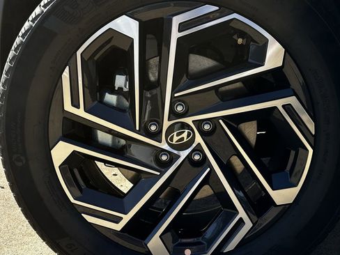 New 2026 Hyundai Tucson Limited image 10
