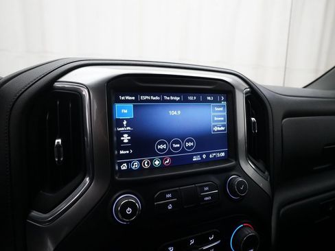 Used 2019 Chevrolet Silverado 1500 LT w/ Convenience Package image 6