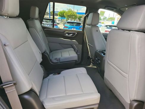 Used 2024 Chevrolet Tahoe LT w/ Luxury Package RWD image 18
