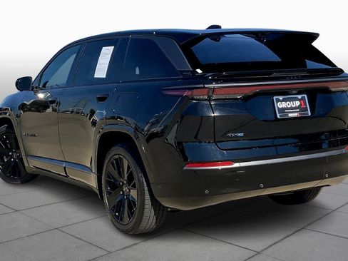 Used 2024 Jeep Wagoneer Launch Edition image 20