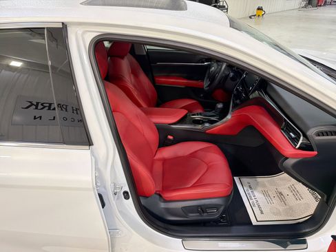 Used 2024 Toyota Camry XSE image 28