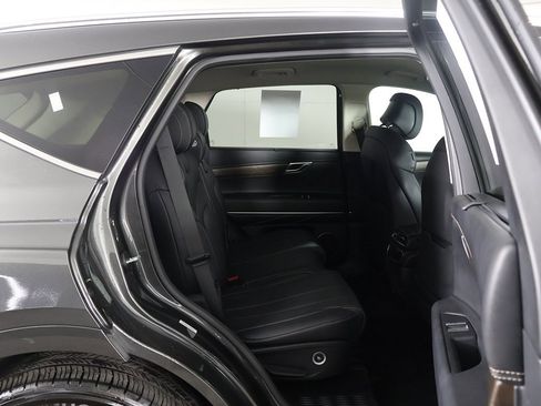 Used 2024 Genesis GV80 2.5T image 30