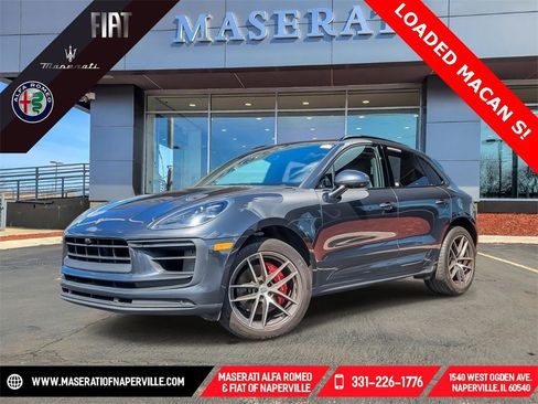 Used 2022 Porsche Macan S w/ Premium Package Plus image 1