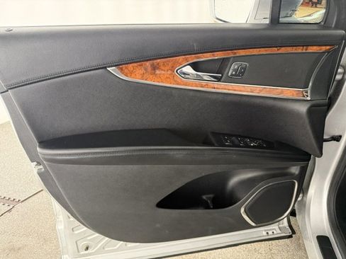Used 2018 Lincoln MKX Reserve FWD image 8