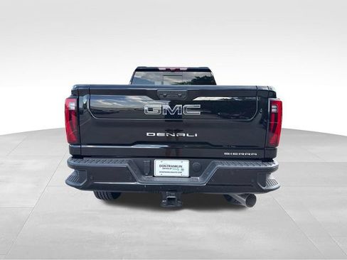 New 2026 GMC Sierra 2500 Denali Ultimate AWD/4WD image 4