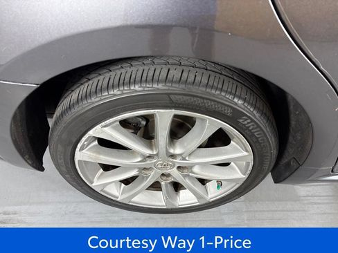 Used 2015 Toyota Avalon XLE Touring FWD image 13