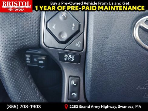 Used 2019 Toyota Tacoma TRD Sport AWD/4WD image 29