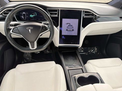 Used 2018 Tesla Model X 100D image 6