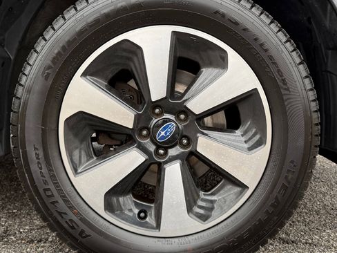 Used 2017 Subaru Forester 2.5i Limited image 25