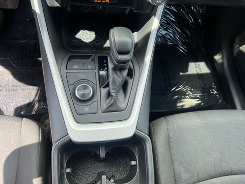Certified 2025 Toyota RAV4 XLE AWD/4WD image 23