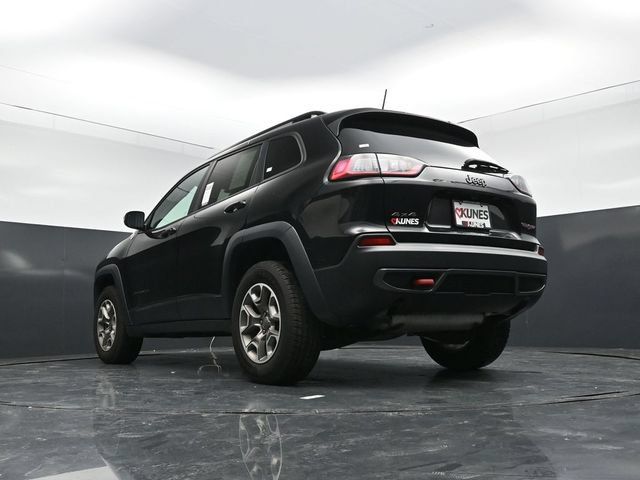 Used 2022 Jeep Cherokee Trailhawk AWD/4WD image 46