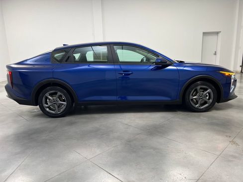 Used 2025 Kia K4 FWD image 10