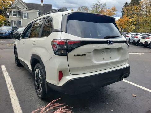 Certified 2025 Subaru Forester Premium image 6