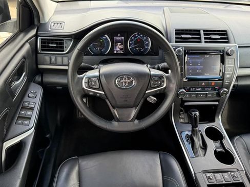 Used 2015 Toyota Camry XLE FWD image 21