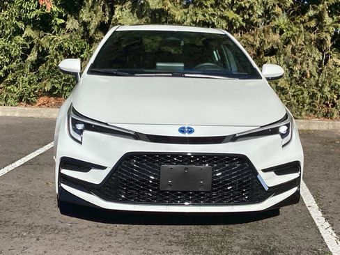 Used 2024 Toyota Corolla SE image 19