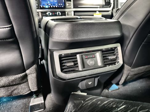 Used 2026 Ford F250 Platinum AWD/4WD image 25