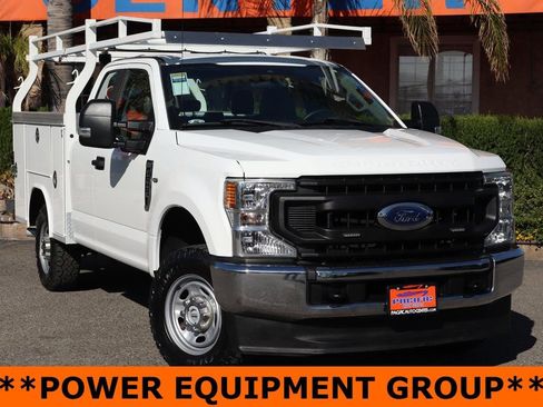 Used 2020 Ford F250 XL w/ Power Equipment Group AWD/4WD image 2