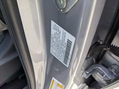 Used 2024 Honda Pilot EX-L image 12