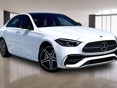 Used 2023 Mercedes-Benz C 300 Sedan image 3