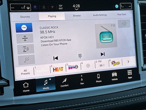 New 2026 Chrysler Pacifica Select image 20
