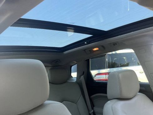 Used 2012 Cadillac SRX Performance FWD image 13