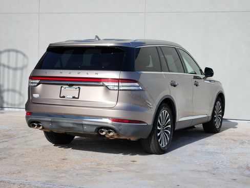 Used 2020 Lincoln Aviator Reserve w/ Equipment Group 201A RWD image 8