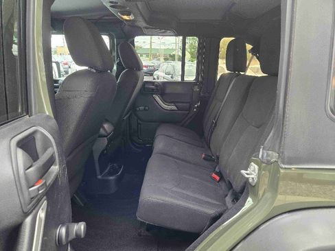 Used 2016 Jeep Wrangler Unlimited Sport w/ Connectivity Group image 10