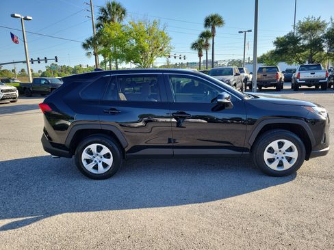 Certified 2025 Toyota RAV4 LE image 10