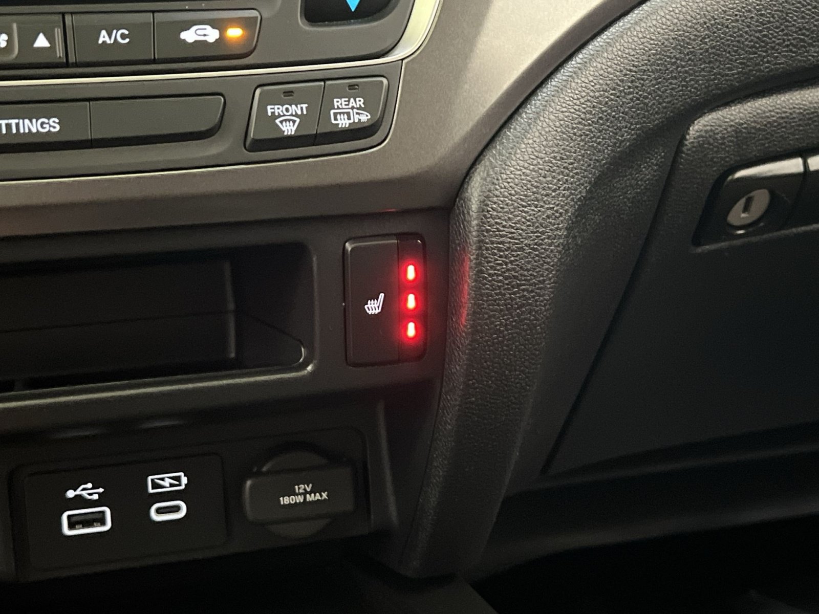 Used 2024 Honda Passport EX-L image 33