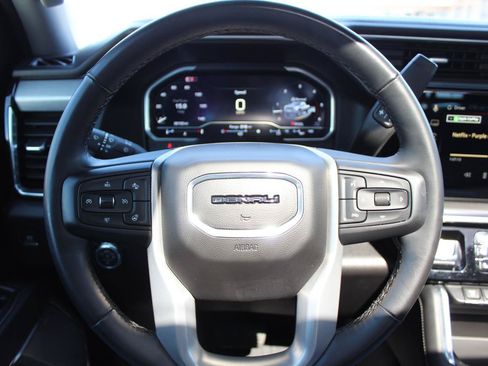 Used 2024 GMC Sierra 3500 Denali w/ Denali Reserve Package AWD/4WD image 16