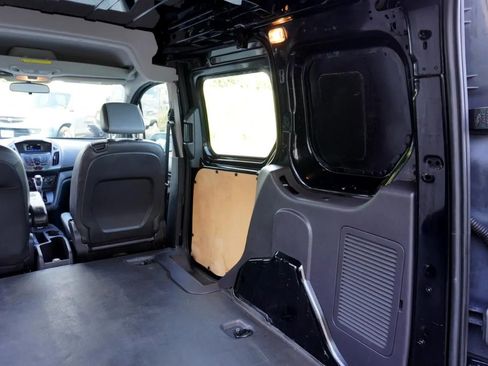 Used 2016 Ford Transit Connect XL image 17